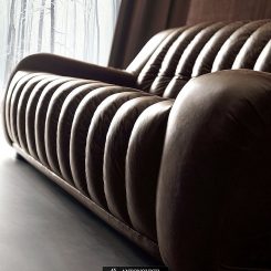 CorteZari диван Victor от Antonovich Home